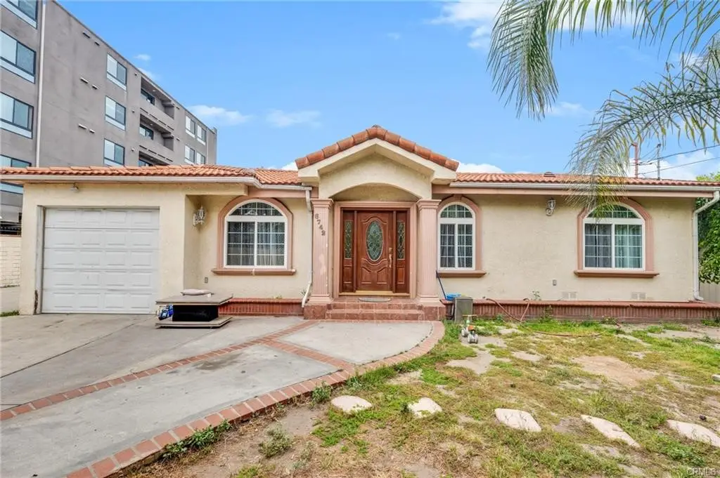 6742 Radford Avenue, North Hollywood, CA 91606 - #1