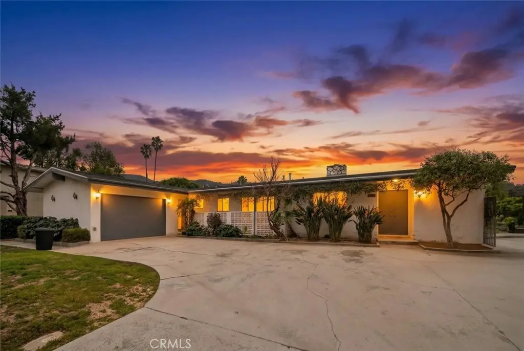 10346 Siesta Drive, Sunland, CA 91040 - #1