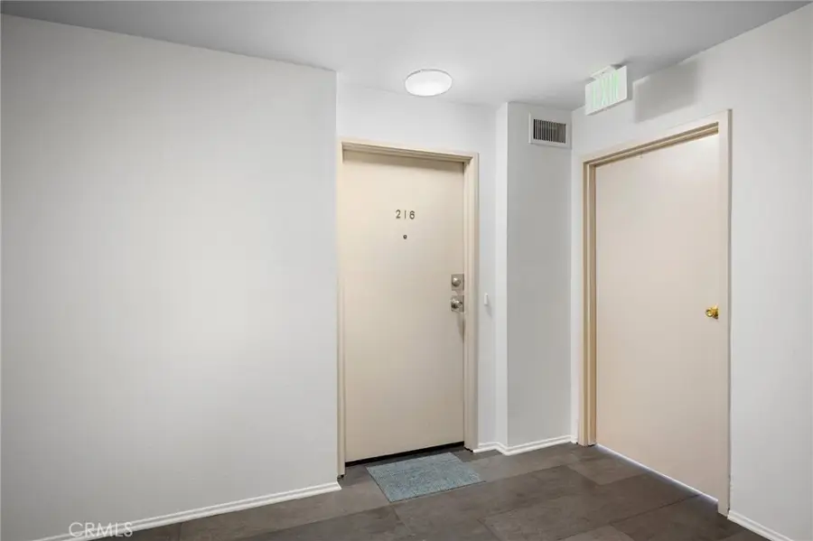 6815 Remmet Avenue #216, Canoga Park, CA 91303 - #2