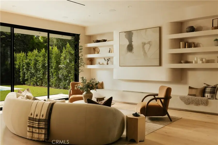 14032 Hartsook, Sherman Oaks, CA 91423 - #3