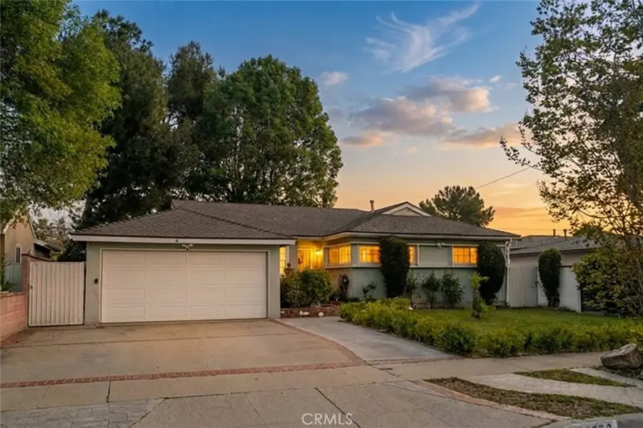 10532 Aqueduct Avenue, Granada Hills, CA 91344 - #2