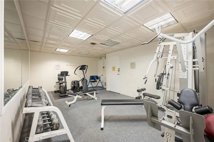 14607 Erwin #107, Van Nuys, CA 91411 - #3