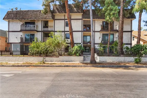 1559 Winona #D3, Los Angeles, CA 90027