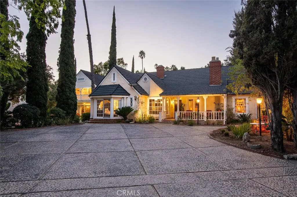 1535 Royal Boulevard, Glendale, CA 91207 - #1