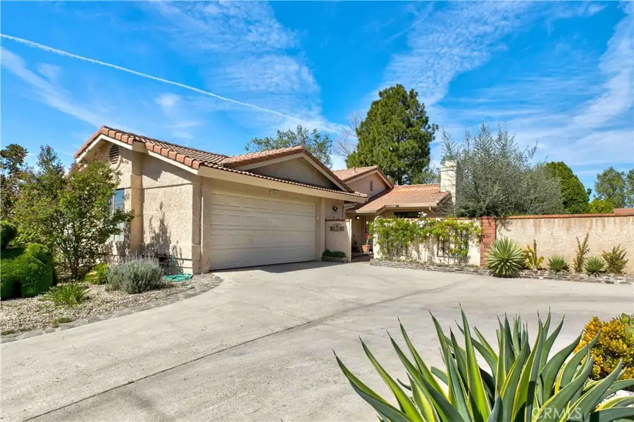 26013 Palomita Drive, Valencia, CA 91355 - #2