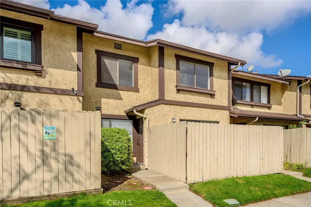 8601 Sunland Boulevard #5, Sun Valley, CA 91352 - #1