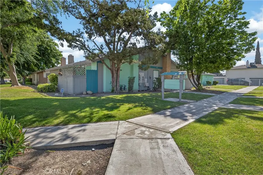 6912 N Half Moon, Bakersfield, CA 93309 - #2