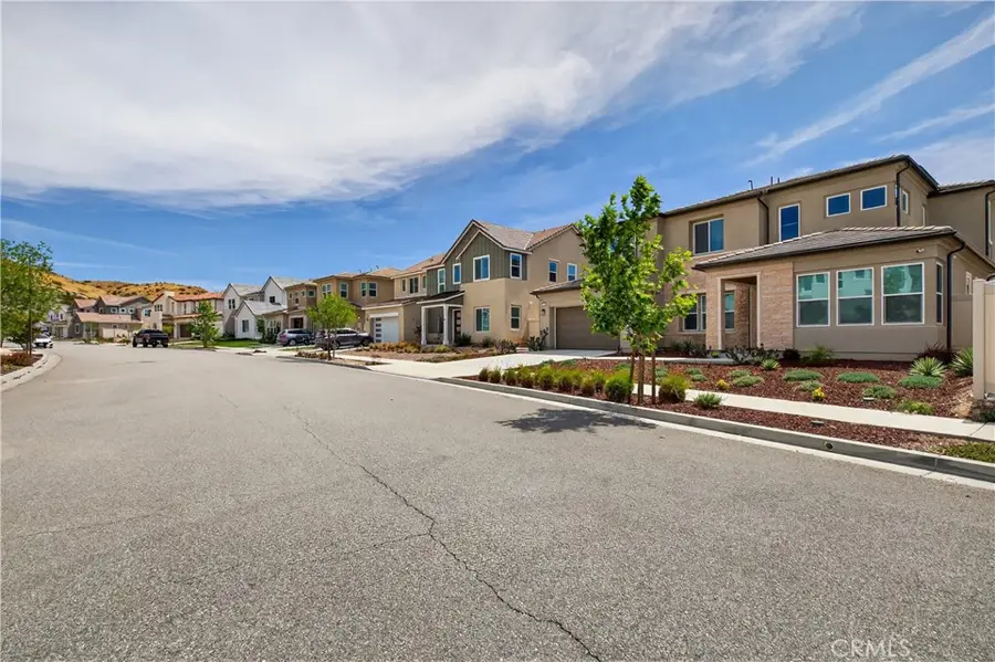 17728 Ridgeline Court, Santa Clarita, CA 91350 - #3