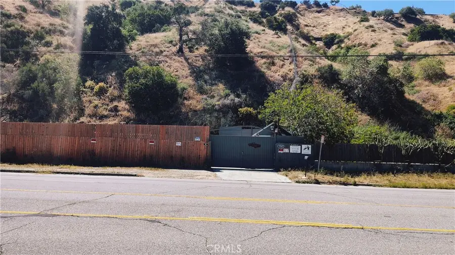 9562 Wentworth Street, Shadow Hills, CA 91040 - #3