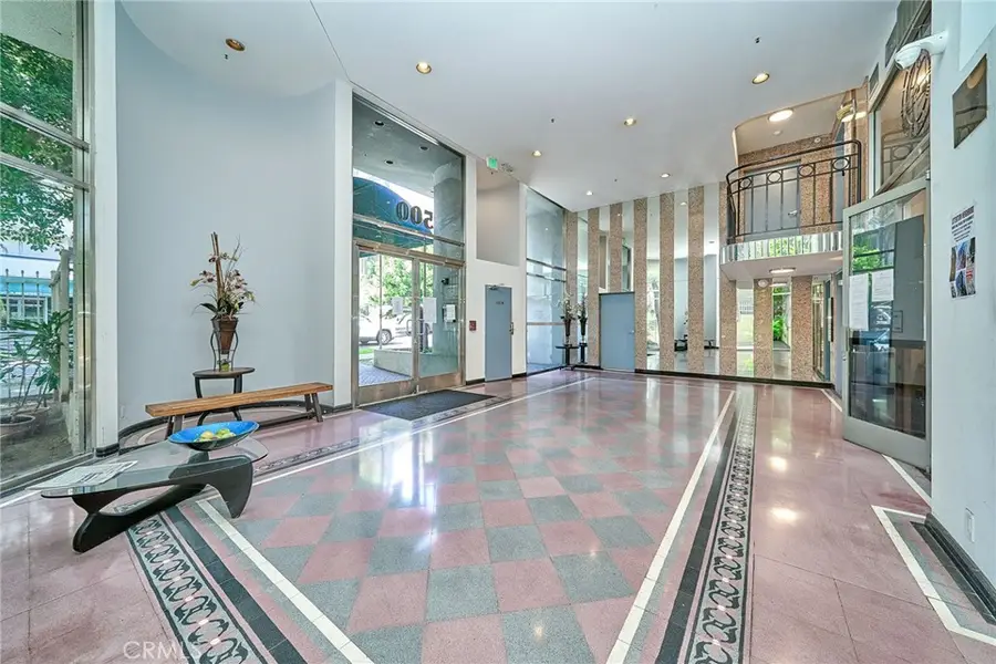 500 S Berendo #104, Los Angeles, CA 90020 - #3