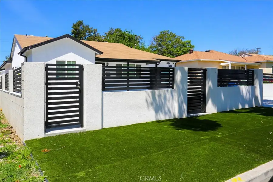 /7523 Milwood, Canoga Park, CA 91303 - #2