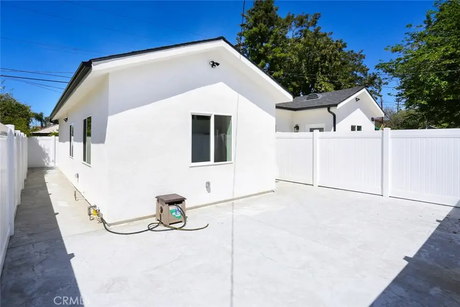 /7523 Milwood, Canoga Park, CA 91303 - #3