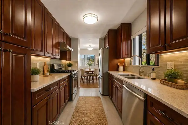 1304 Stanley #10, Glendale, CA 91206