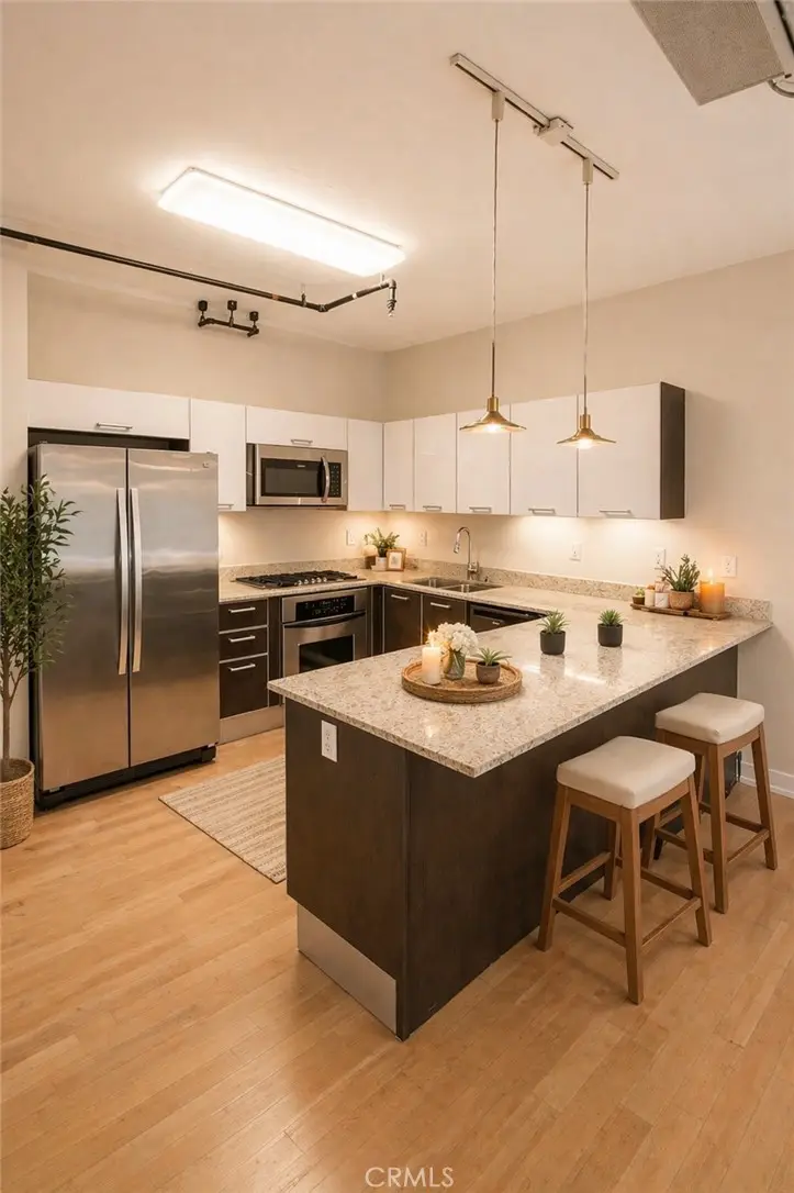 645 W 9th #643, Los Angeles, CA 90015 - #3