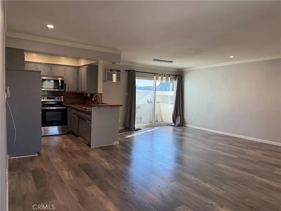 10749 New Haven Street, Sun Valley, CA 91352 - #3