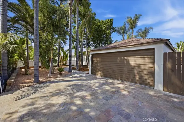 6845 Aura Avenue, Reseda, CA 91335