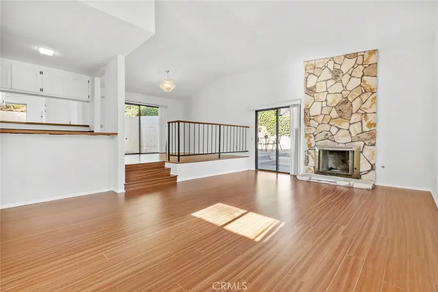 1321 Greenbriar Road, Glendale, CA 91207 - #3