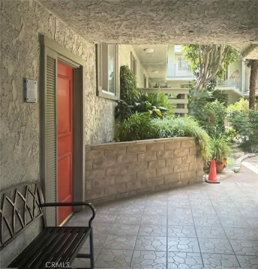 4311 Colfax, Studio City, CA 91604 - #2