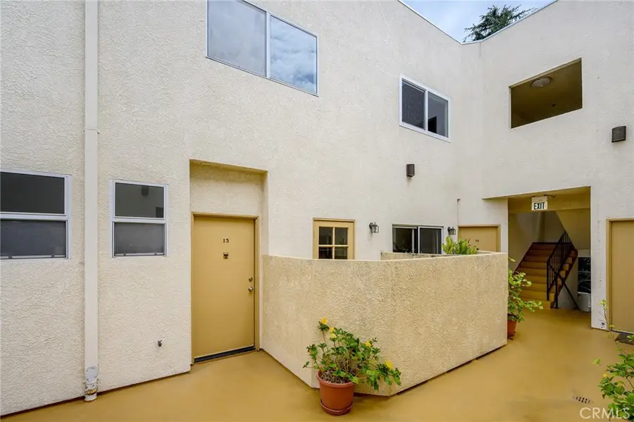 11038 Camarillo Street #13, North Hollywood, CA 91602 - #3