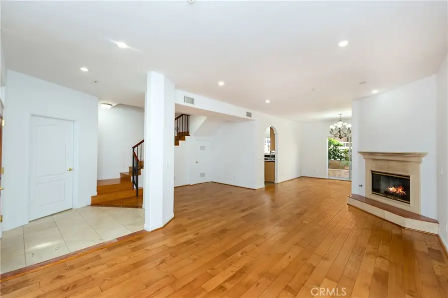 455 W Wilson #2, Glendale, CA 91203 - #3
