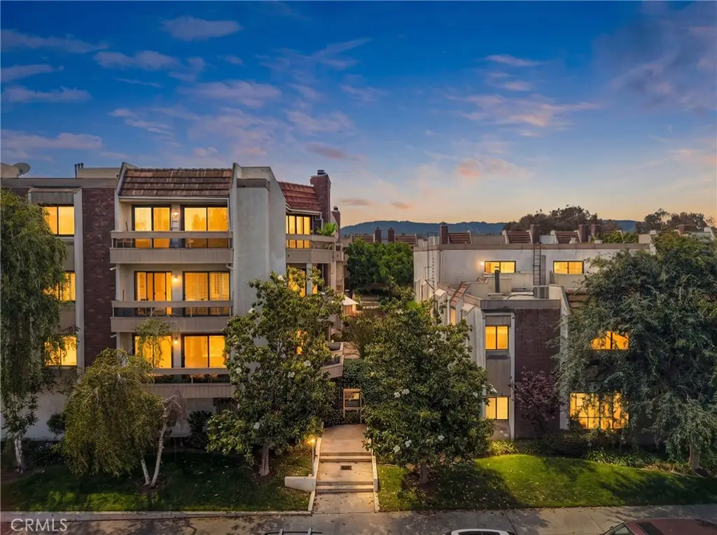 17150 Burbank #23, Encino, CA 91316 - #1