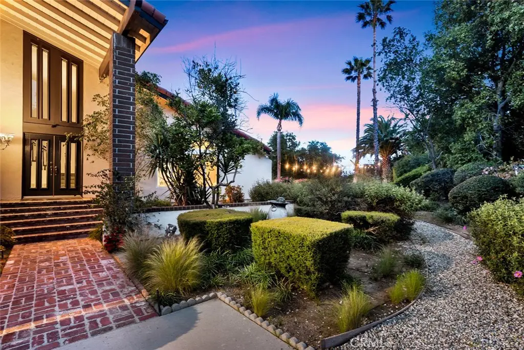 20138 Greenbriar, Tarzana, CA 91356 - #1