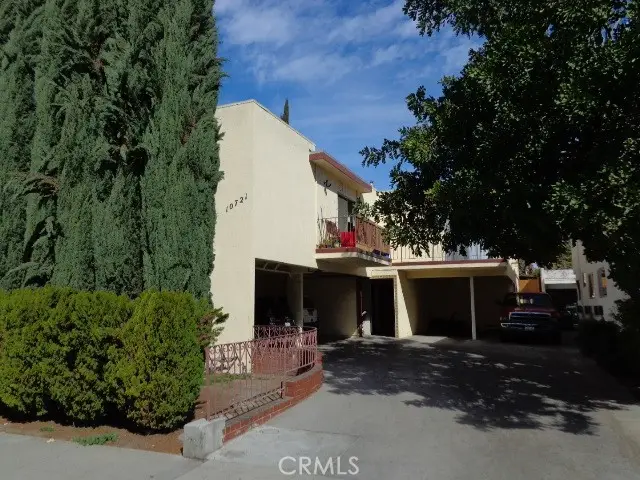 10721 Bloomfield, North Hollywood, CA 91602 - #1