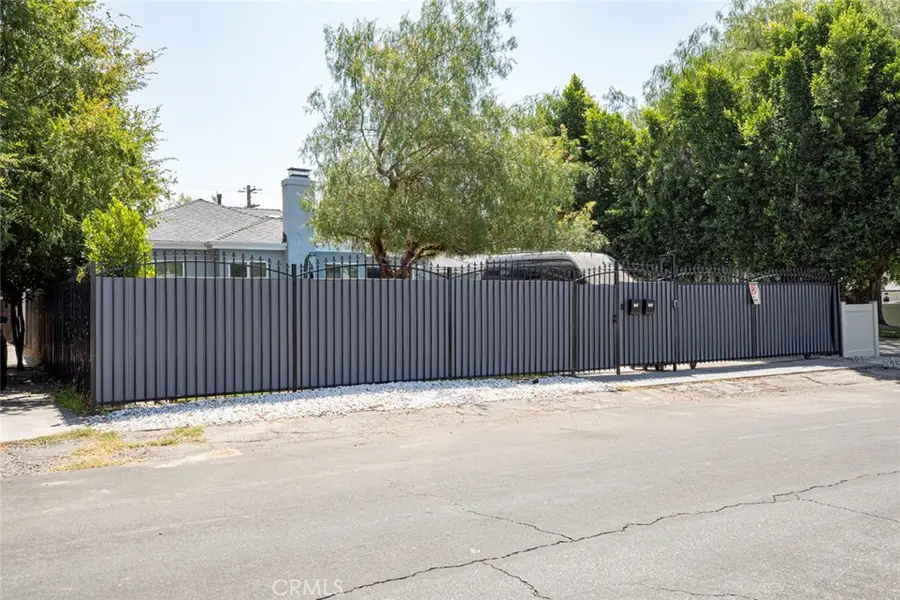 6206 Camellia, North Hollywood, CA 91606 - #3