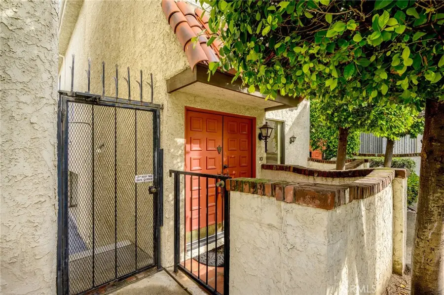 300 N Isabel Street #10, Glendale, CA 91206 - #3