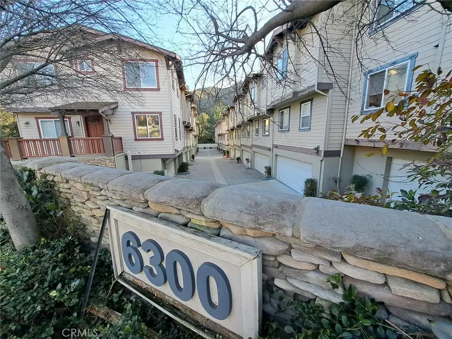 6300 Honolulu Avenue #101, La Crescenta, CA 91214 - #2