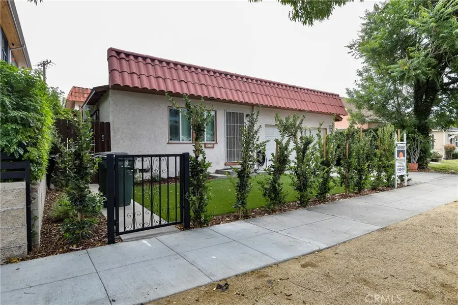924 W Clark, Burbank, CA 91506 - #3