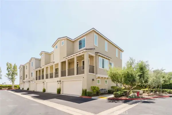 2735 Meyer Lane, Pomona, CA 91767
