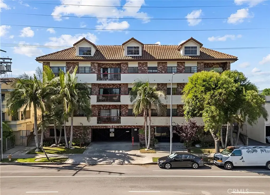 12540 Burbank Boulevard #103, Valley Village, CA 91607 - #1
