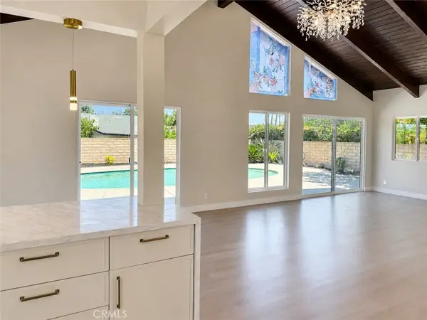 10020 Whitaker Avenue, North Hills, CA 91343