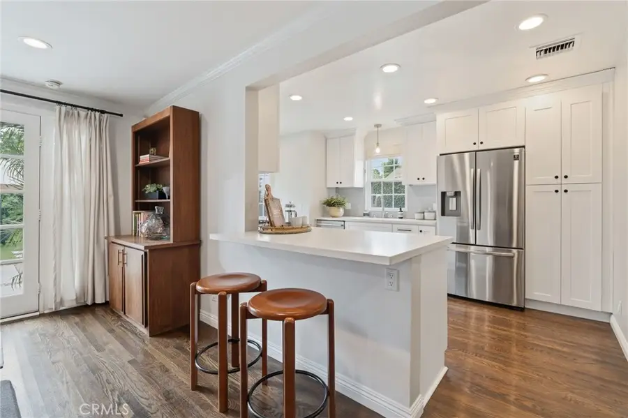 5423 Columbus Ave, Sherman Oaks, CA 91411 - #2