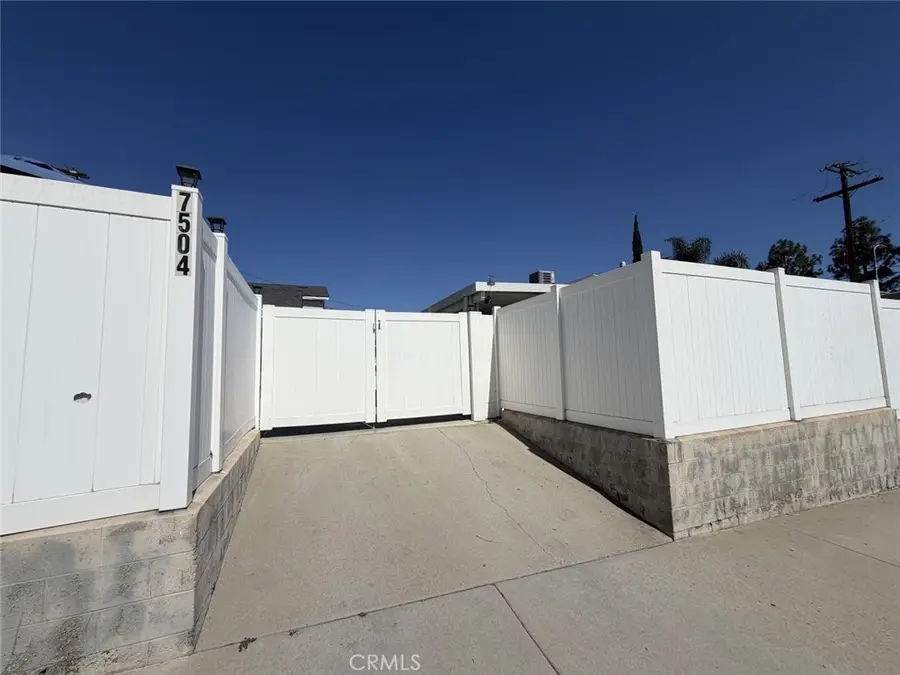 7502 N Hollywood Way, Burbank, CA 91505 - #3