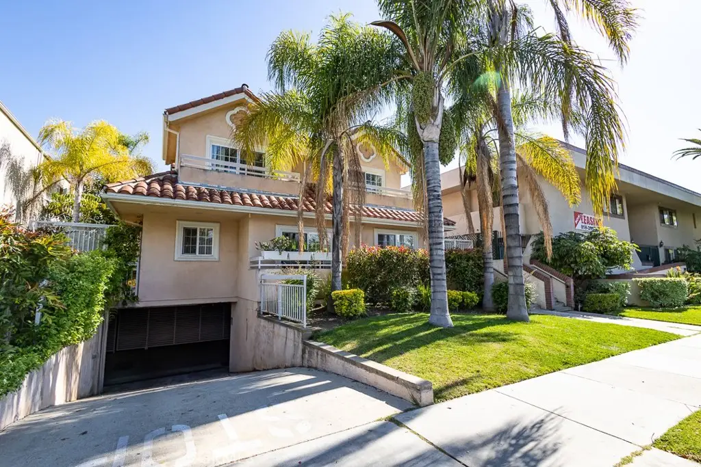 364 W Wilson Avenue #3, Glendale, CA 91203 - #1
