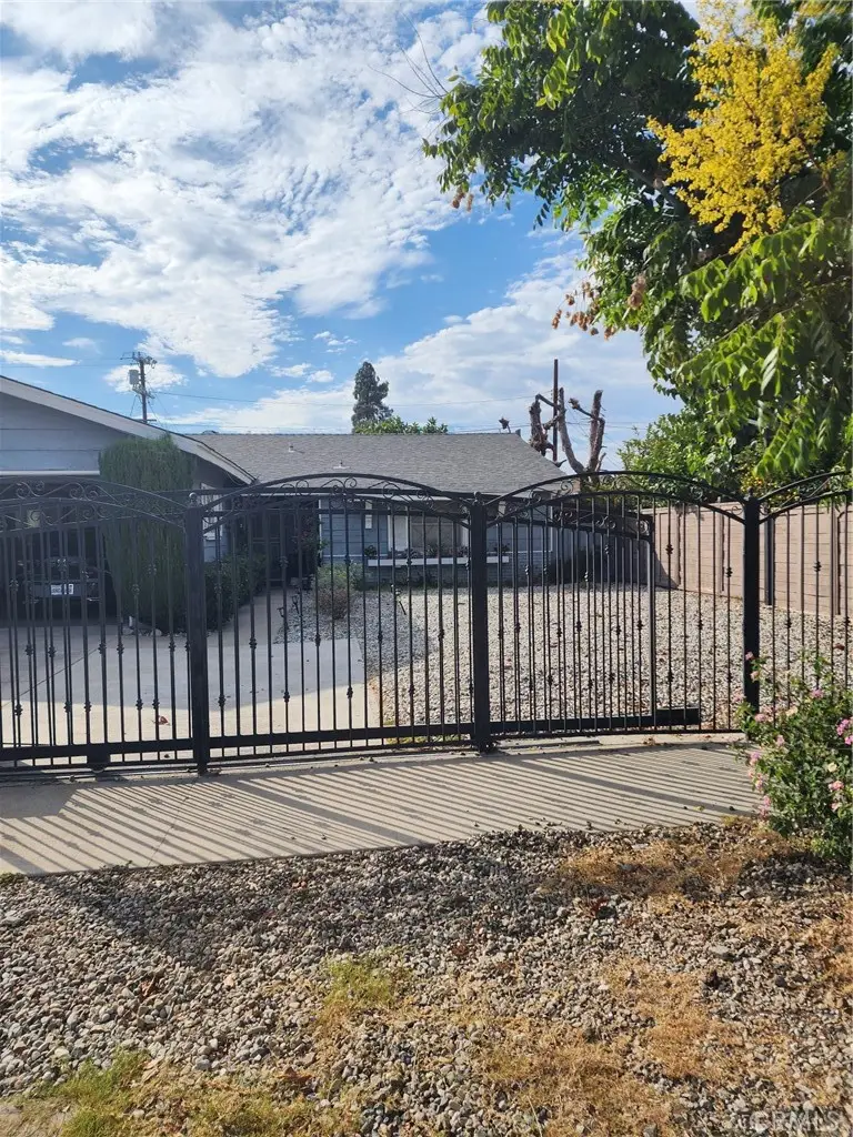 10883 Vinedale, Sun Valley, CA 91352 - #1