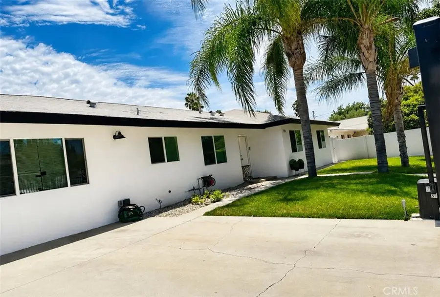 7810 Vanalden, Reseda, CA 91335 - #3