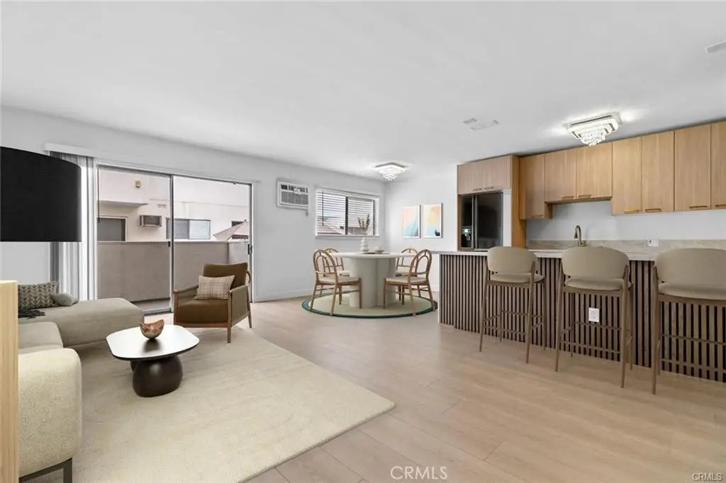 960 Larrabee #120, West Hollywood, CA 90069 - #1