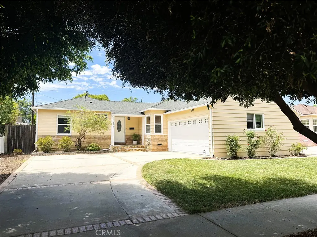 6937 Zelzah Avenue, Reseda, CA 91335 - #1