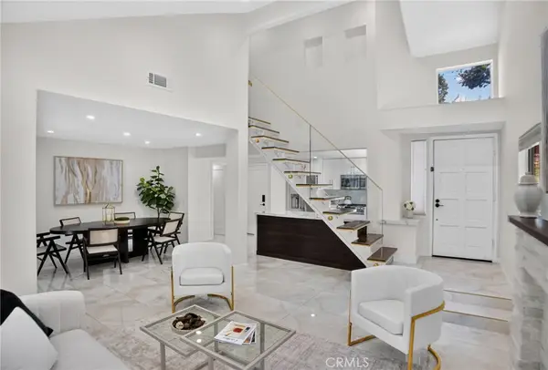 6301 Honolulu, Los Angeles, CA 91042