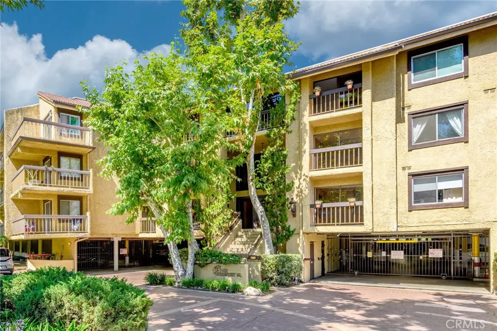 3481 Stancrest Drive #206, Glendale, CA 91208 - #1