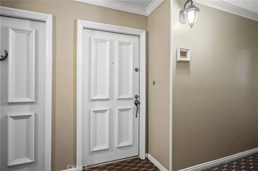 3481 Stancrest Drive #123, Glendale, CA 91208 - #3