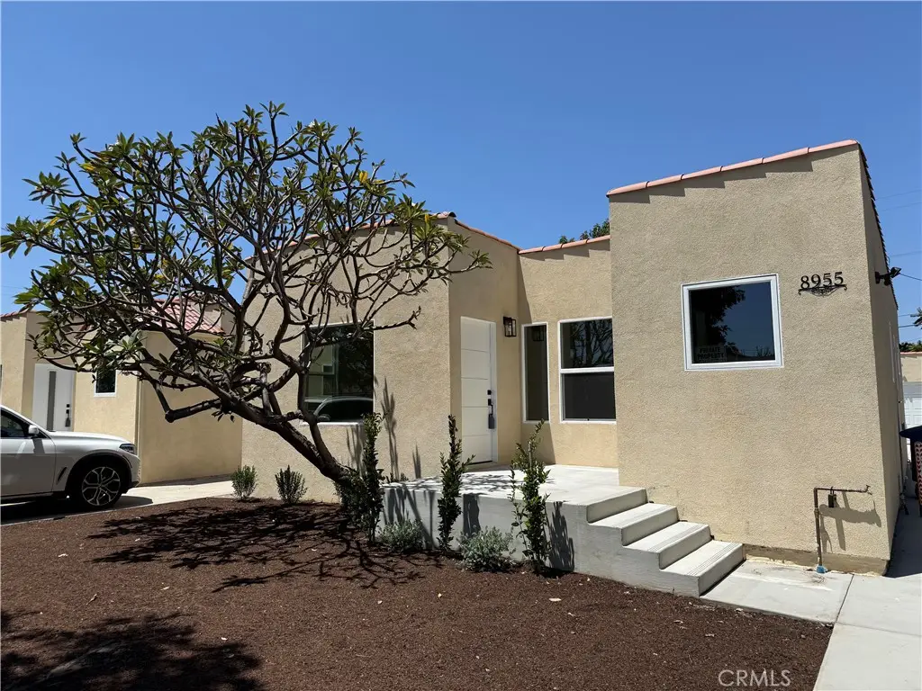 8955 San Luis, South Gate, CA 90280 - #1