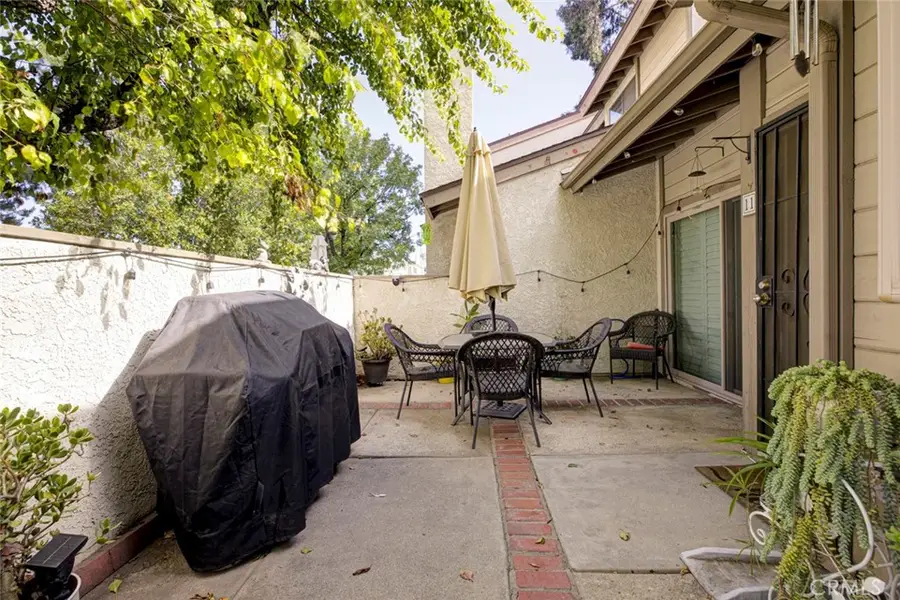 8330 Penfield, Winnetka, CA 91306 - #2