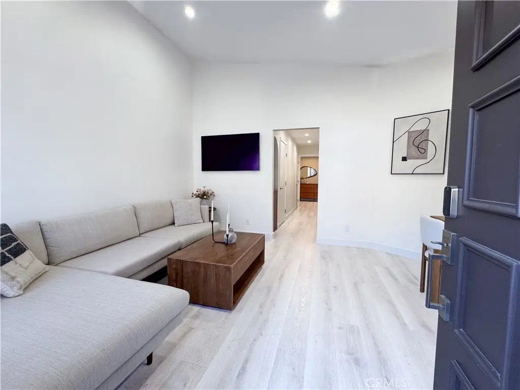 8601 Sunland Blvd #67, Sun Valley, CA 91352 - #1