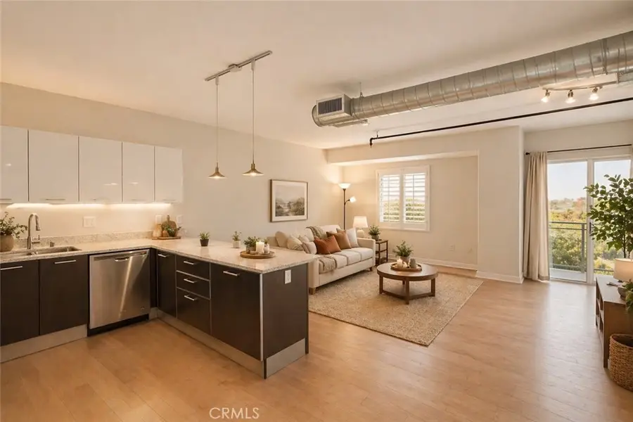 645 W 9th, Los Angeles, CA 90015 - #3