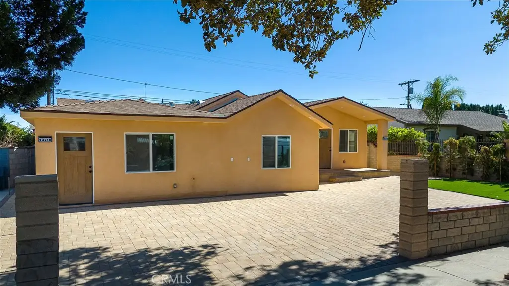 13712 Community, Panorama City, CA 91402 - #1