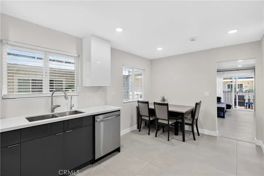 1344 5th #16, Glendale, CA 91201 - #2